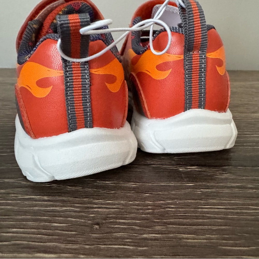 Disney Pixar Cars Lightning McQueen Shoes Size 4C Toddler Boys Sneaker NEW - Picture 6 of 10